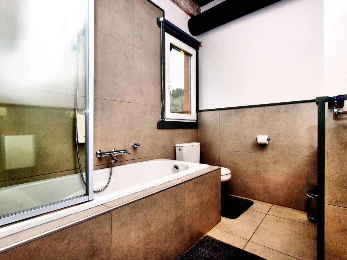Beautiful Villa With Heated Outdoor Pool Manhay Esterno foto