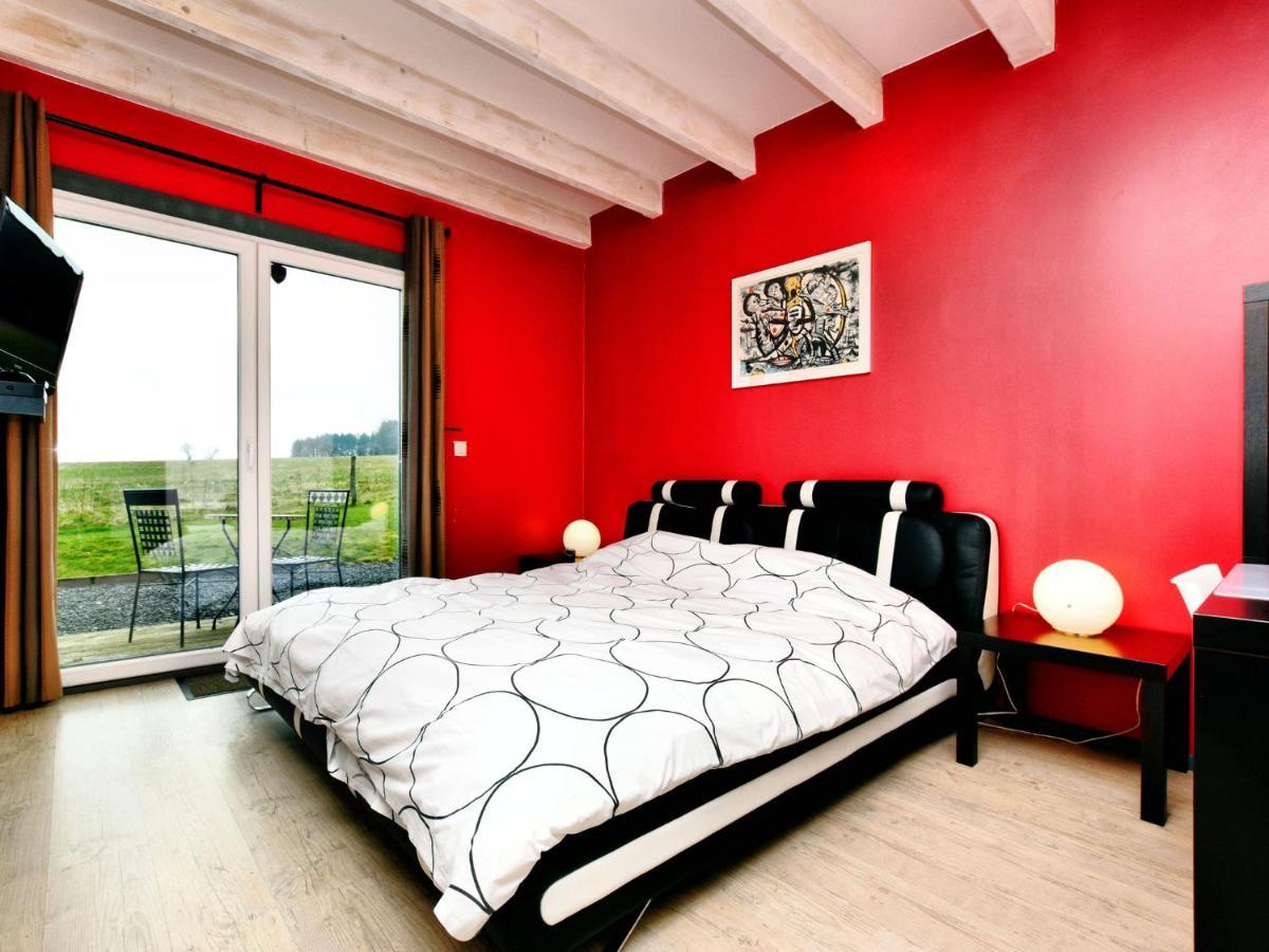 Beautiful Villa With Heated Outdoor Pool Manhay Esterno foto